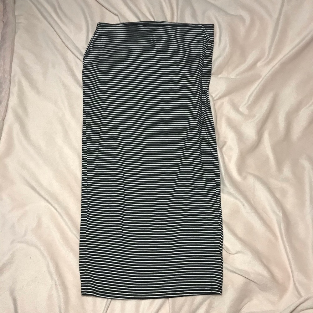 Striped pencil skirt